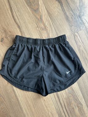 Nike Women’s Black Dri-FIT Running Shorts New